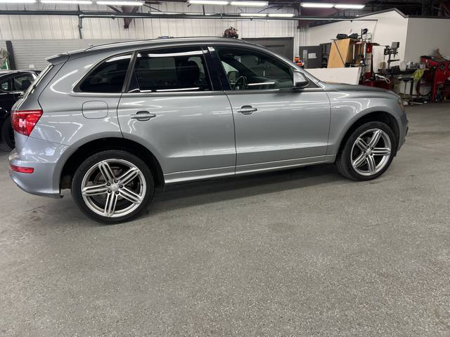 2010 Audi Q5 3.2 quattro Premium