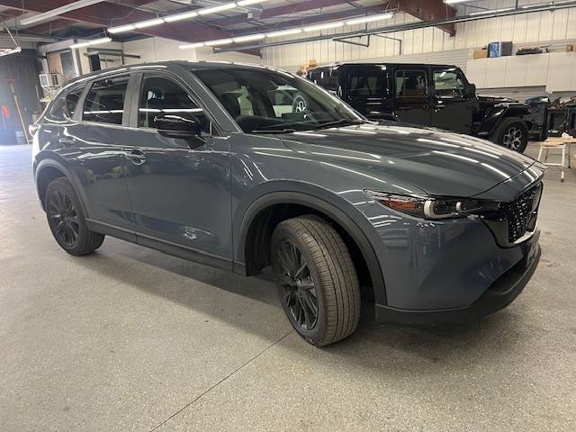 2025 Mazda CX-5 Carbon Edition