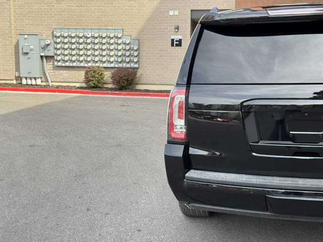 2015 GMC Yukon XL SLE 1/2 Ton 4WD