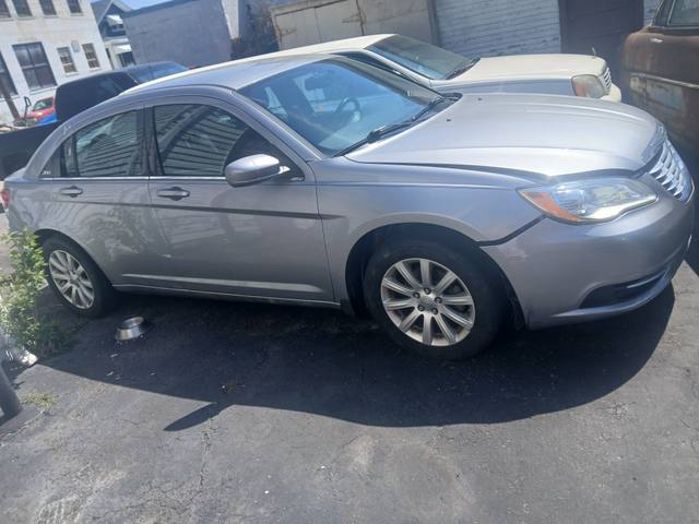 2014 Chrysler 200 Touring