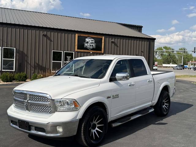 2017 RAM 1500 Laramie Crew Cab SWB 4WD