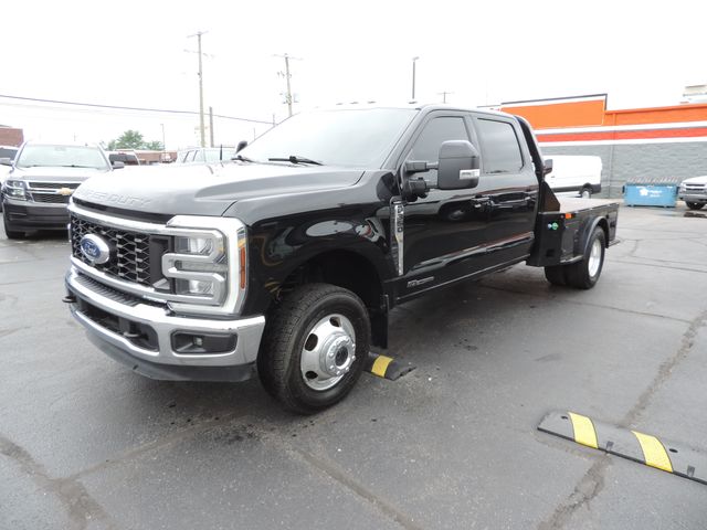 2024 Ford F-350 SD Crew Cab Lariat Flatbed DRW 4WD 