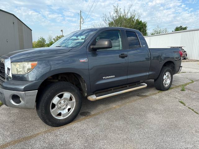 2008 Toyota Tundra Base Double Cab 5.7L 4WD