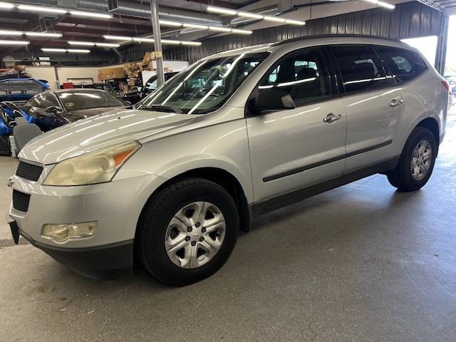 2011 Chevrolet Traverse LS AWD 