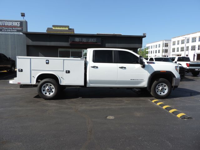 2023 GMC Sierra 3500HD Crew Cab Pro Utility Bed 4WD 