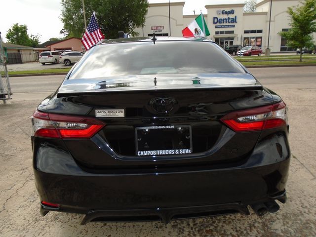 2022 Toyota Camry SE Nightshade Edition
