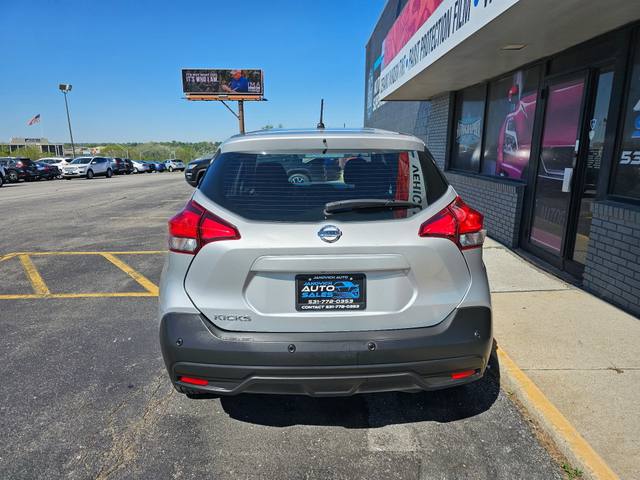 2020 Nissan Kicks S