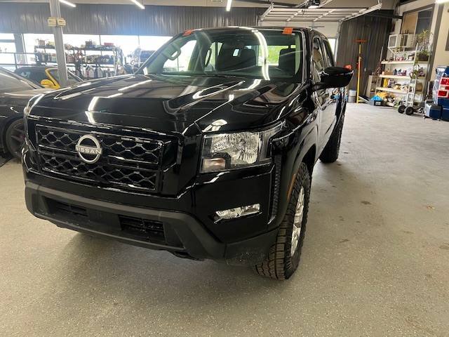 2022 Nissan Frontier SV Crew Cab 4WD