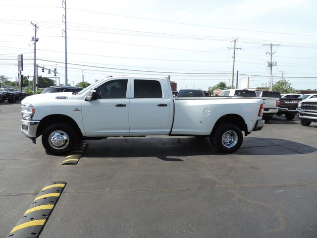 2024 RAM 3500 Crew Cab Tradesman DRW 4WD