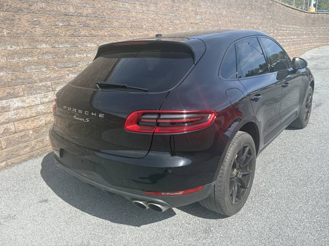 2016 Porsche Macan S