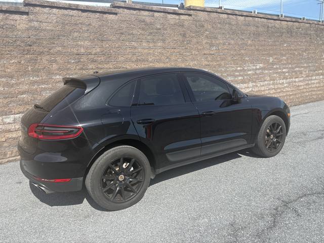 2016 Porsche Macan S