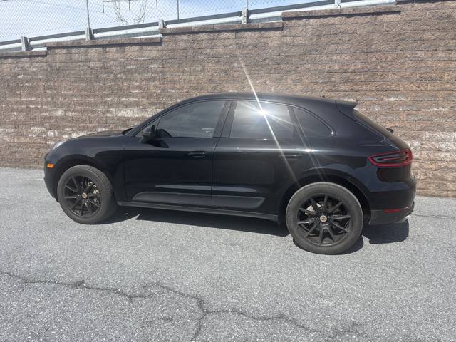 2016 Porsche Macan S