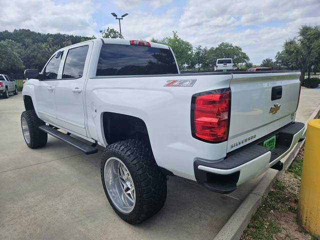 2017 Chevrolet Silverado 1500 LT Z71 Crew Cab 4WD