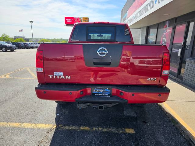 2008 Nissan Titan PRO-4X Crew Cab 4WD SWB