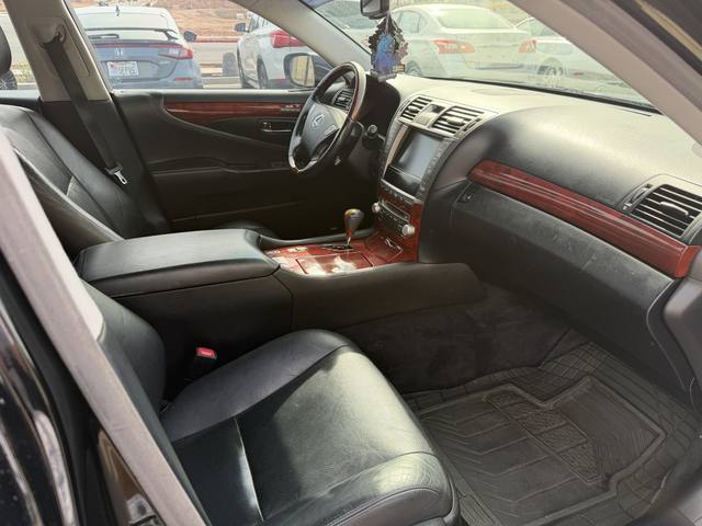 2011 Lexus LS 460 4.6L V8