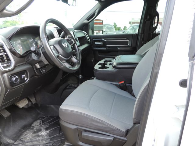 2024 RAM 3500 Crew Cab SLT Flatbed DRW 4WD