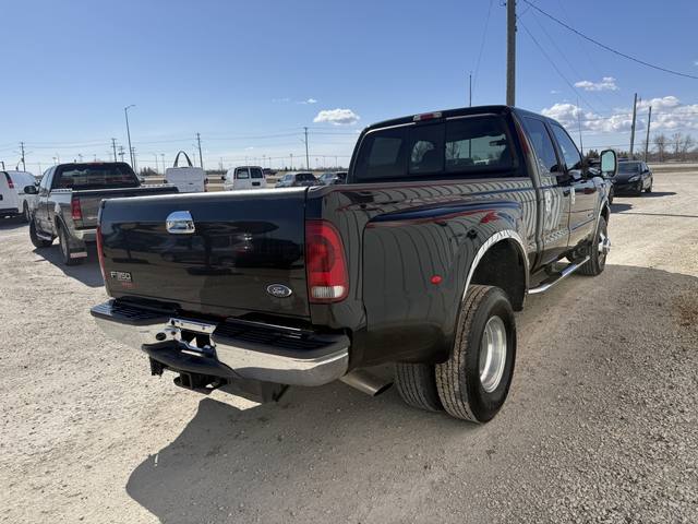 2001 Ford F-350 SD Lariat Crew Cab Long Bed 4WD