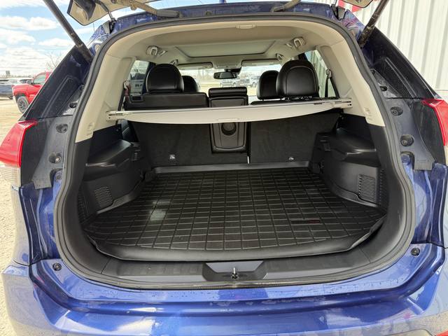 2017 Nissan Rogue SL Platinum AWD