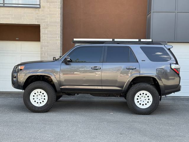 2016 Toyota 4Runner Limited 4WD V6