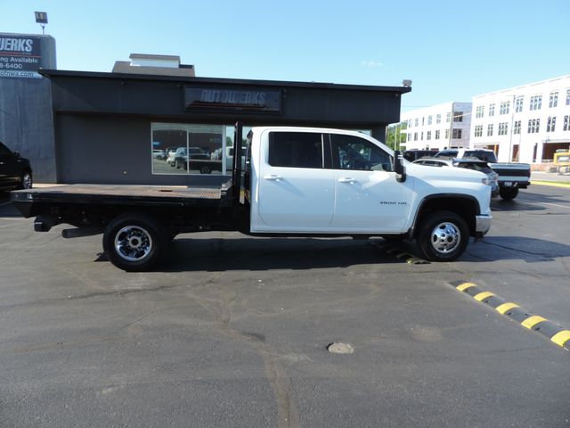 2024 Chevrolet Silverado 3500HD Crew Cab LT Flatbed DRW 4WD