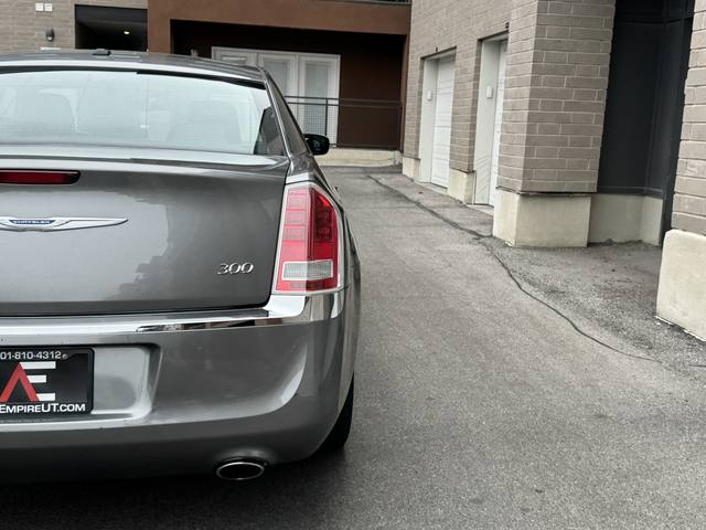 2012 Chrysler 300 Limited AWD
