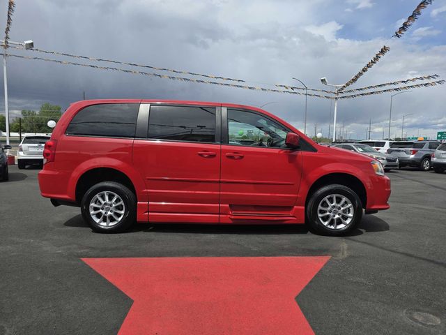 2012 Dodge Grand Caravan R/T
