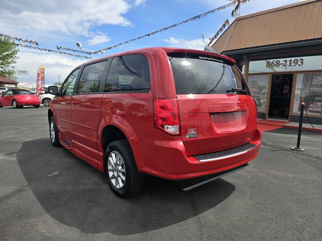 2012 Dodge Grand Caravan R/T