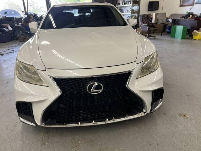 2009 Lexus LS 460 Luxury Sedan AWD