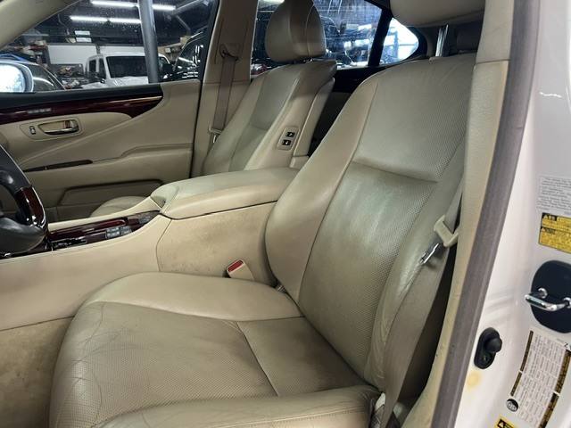 2009 Lexus LS 460 Luxury Sedan AWD