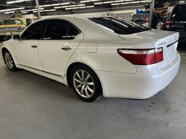 2009 Lexus LS 460 Luxury Sedan AWD