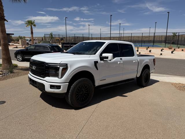 2025 Ford F-150 Lariat SuperCrew 4WD