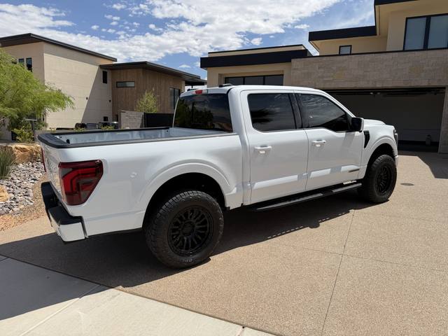 2025 Ford F-150 Lariat SuperCrew 4WD