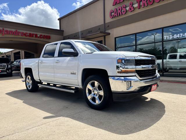 2017 Chevrolet Silverado 1500 LT Crew Cab Long Box 2WD