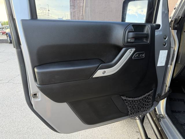 2016 Jeep Wrangler Unlimited Sahara 4WD