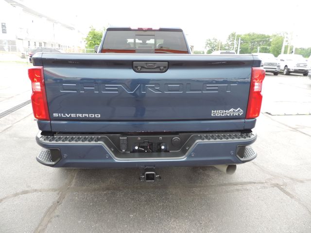 2021 Chevrolet Silverado 3500HD Crew Cab High Country DRW 4WD