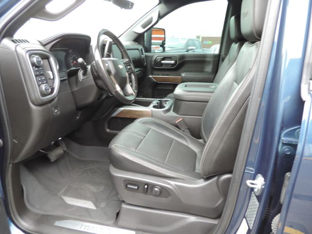 2021 Chevrolet Silverado 3500HD Crew Cab High Country DRW 4WD