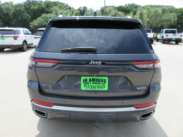 2022 Jeep Grand Cherokee Summit