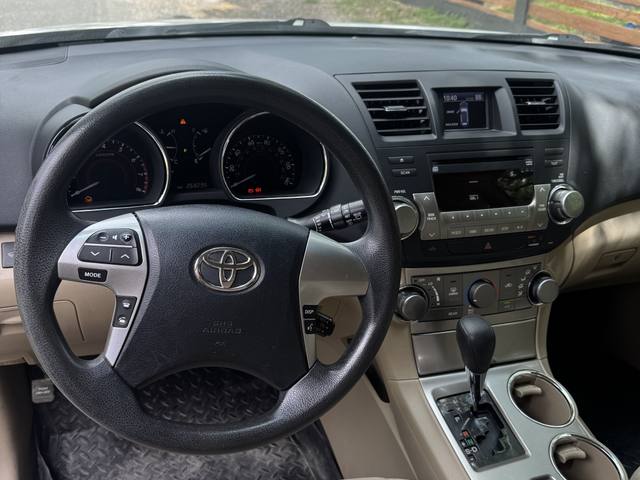 2012 Toyota Highlander Base 4WD