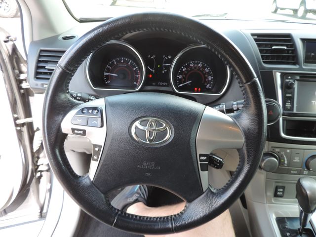 2013 Toyota Highlander SE AWD