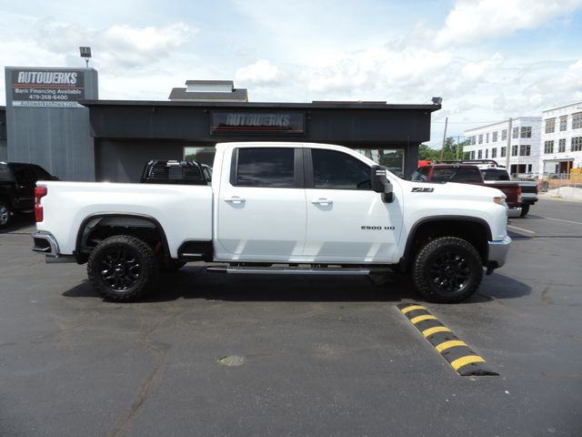 2023 Chevrolet Silverado 2500HD Crew Cab LT Z71 4WD