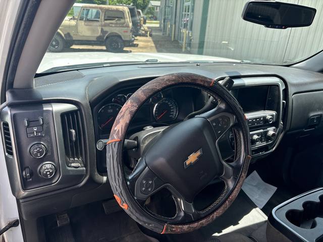 2015 Chevrolet Silverado 1500 LT Crew Cab Long Box 4WD