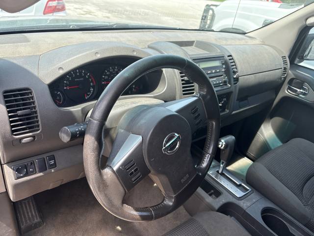 2005 Nissan Frontier LE King Cab 2WD