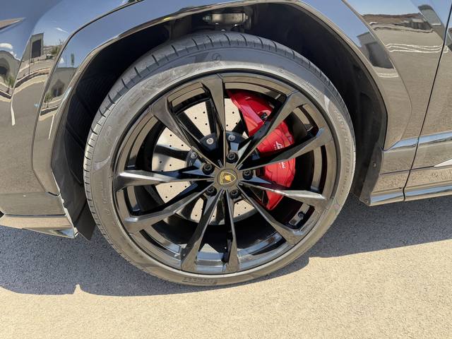 2021 Lamborghini Urus
