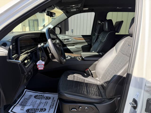 2023 Cadillac Escalade Sport Platinum