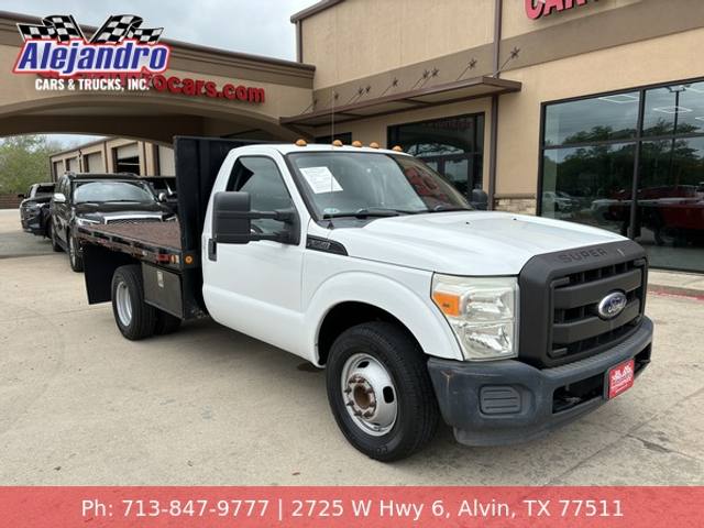 2011 Ford F-350 SD XLT Flat Bed DRW 2WD