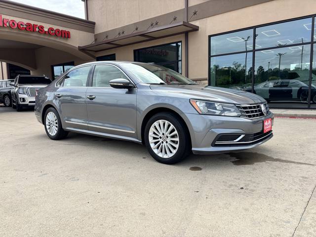 2016 Volkswagen Passat SE 6A