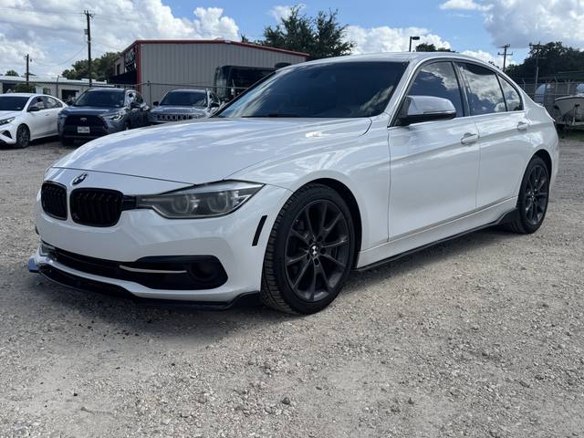 2018 BMW 3-Series 330i Sedan