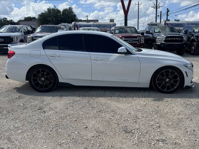 2018 BMW 3-Series 330i Sedan