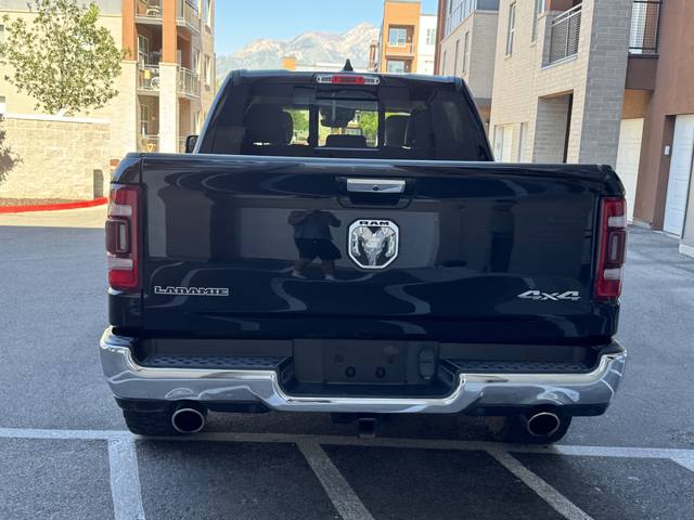 2022 RAM 1500 Laramie Crew Cab SWB 4WD
