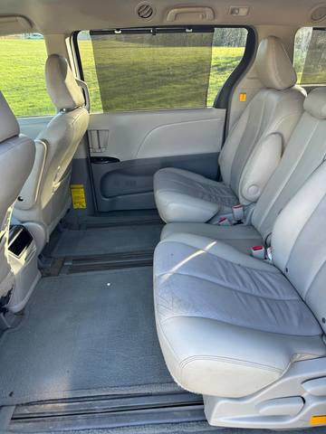 2012 Toyota Sienna
